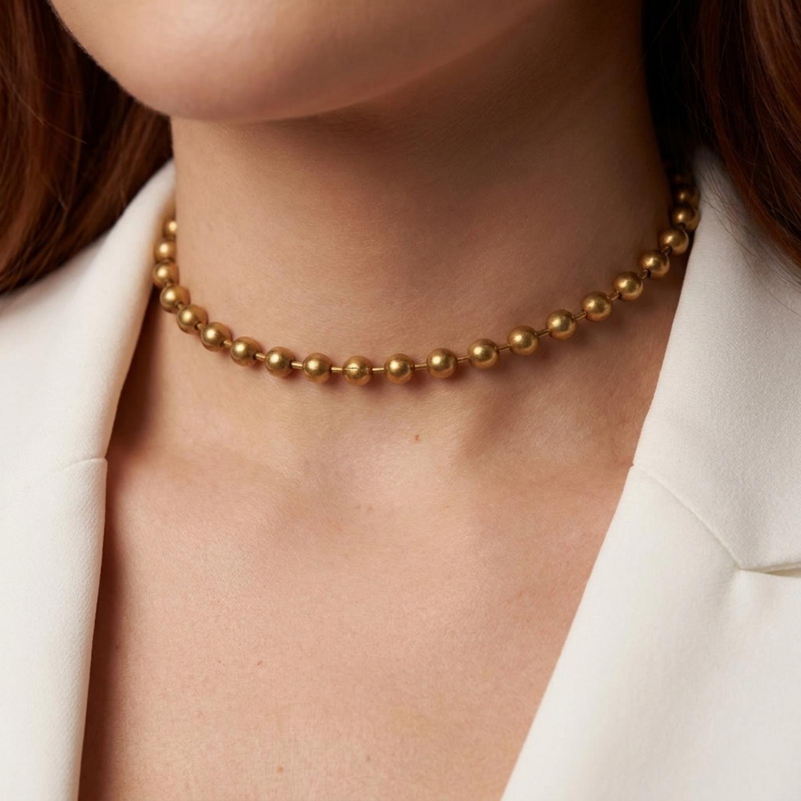 COLAR LIS CHOKER BOLINHA PEQUENO OURO BANHADO